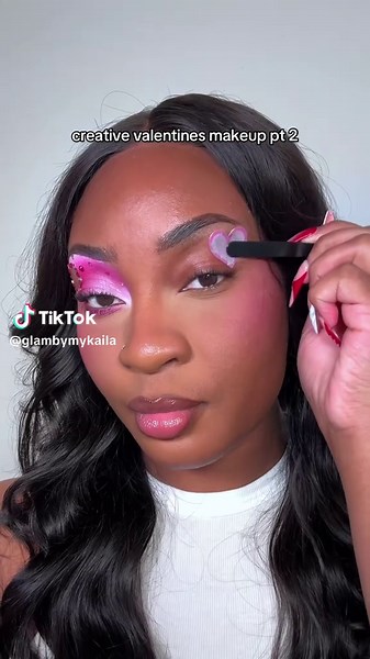 Creative Valentine’s Day Makeup Tutorial Inspired by Champagne
