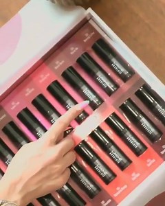 59K views · 2.5K reactions | Beauty blogger @StylessentialBlog...