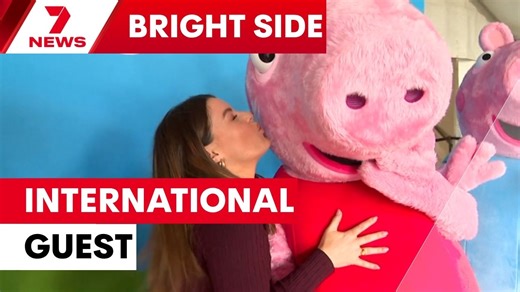 18K views · 74 reactions | Peppa Pig and her family delighted fans at Sydney Zoo, with kids decked out in Peppa-inspired outfits lining up for the long-awaited meet and greet. Download the 7NEWS app: 7news.link/7newsapp | 7NEWS Sydney | Facebook