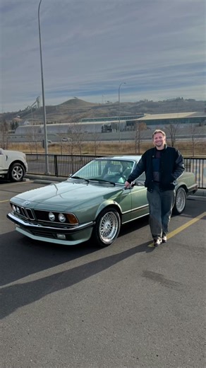 Driving a Classic BMW E24: A Nostalgic Experience