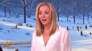 Lisa Kudrow tells us about teaming up with Ray Romano for their new dark comedy series 'No Good Deed': "The dark is tragic dark!" | The View