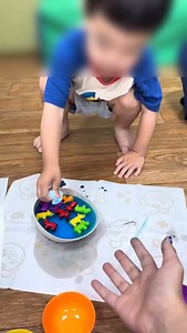 玩中學ㄉ職能治療師 告訴你為什麼我們一直「玩」💕 Inspired :: @thrivingmindsmontessori 🗳 我是思誼 𝗦𝗵𝗶𝗵𝗶 ｼｲ！在東京讀日文和多元文化 🗳 本業是兒童領域的職能治療師 🗳 追蹤 @ot.workflow 來成為多元文化的一份子 ⁡ ⁡ ． ✿．✿．✿．✿．✿．✿． | 思誼 職能治療師