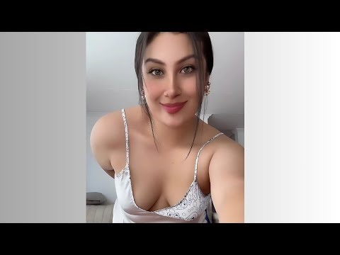 Valentina Calderon: Plus Size Model Biography, Wiki, & Body Positivity Secrets