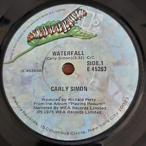 Carly Simon - Waterfall