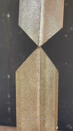 the secret of fabricating thin L-shaped angle iron #welding #welder #metalwork #fabrication