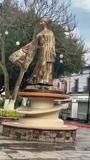 MONUMENTO AL REBOZO, Tenancingo De Degollado.