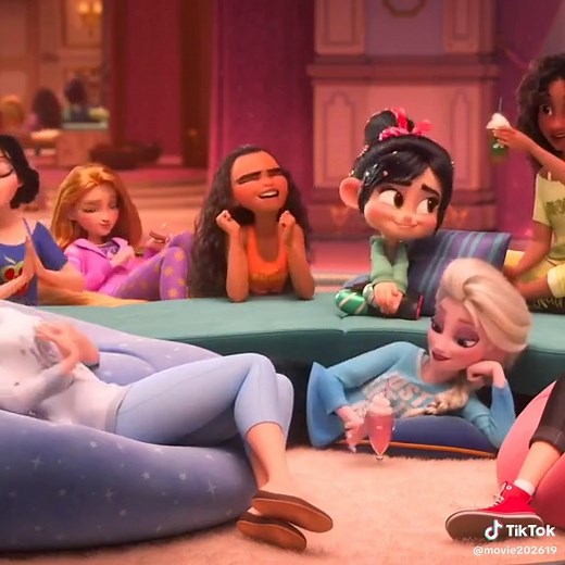 Exploring Princess Penelope in Wreck-It Ralph 2