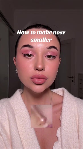 How to Make Your Nose Look Smaller with Contouring