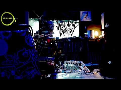 Chopping Vinyl & Building Beats Live | MPC Live x SP404 Session