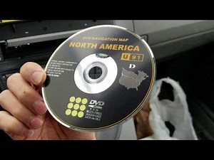 How to insert and or eject CD or DVD disc from 2010 Toyota Prius with Navigation