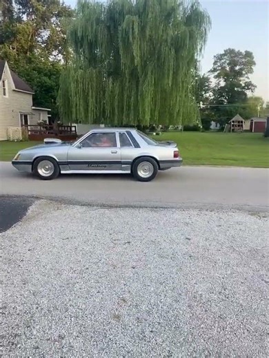 1985 ford mustang burnout #foxbody #mustang #shorts