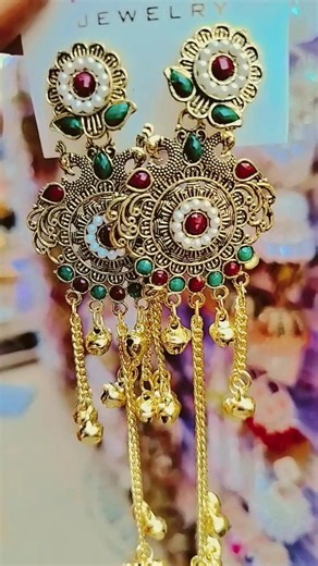 Kasmiri earrings🤩✨#kashmiri #earrings #kashmiriearrings #shorts #ytshorts #beautiful #bangles #viral