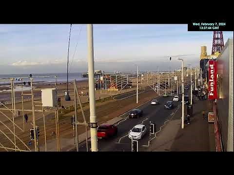 Blackpool Live Webcam overlooking the pier near FunLand LIVE 24/7