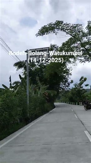 Bodeh Bolang Watukumpul Three-Way Intersection, Pemalang, Central Java, Indonesia (12-14-2025)