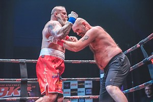 28K views · 373 reactions | Leak Vs. Meikle | Heavyweight BARE Knuckle Boxing #BKB29 Next Show ... BKB31 March 26th The O2 #London www.bkbworld.co.uk | BKB | Facebook