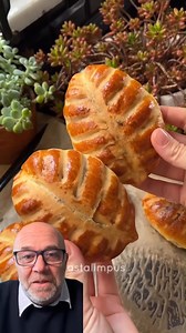 49K views · 364 reactions | Un pan muy original y lleno de sabor ¿Quieren que intente hacerlo?  IG pastalimpus  Accede a la MasterClass de Masa Madre usando el link de la biografía. #comunidadglutenmorgentv #GlutenMorgen #GlutenMorgenTV #pan #panadero #bread #masa | Gluten Morgen Español | Facebook