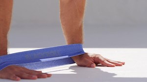 Take your functional training to the next level! Discover the BLACKROLL® LOOP BAND now! ✅Available in different resistance levels ✅More durable and less likely to snap than common rubber bands ✅Unique, patented skin friendly fabric material | Blackroll