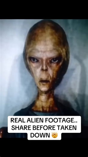 👽🛸 Alien Message Sent from UFOs?! Watch This Footage Before It Disappears 😱📡