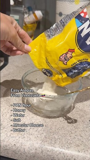 Venezuelan Food - Arepas - Very Easy Recipe