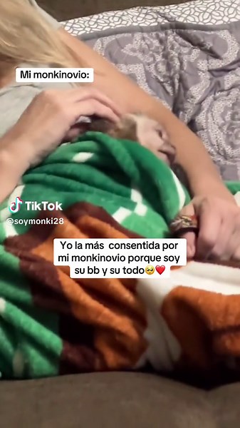 Monki Novios: La Historia Detrás del Meme Viral