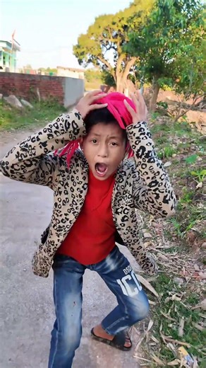 Cậu Bé Đã Làm Điều Tốt Này Giúp Người Mù | A Boy Helped A Blind Person 💕🙏#shorts