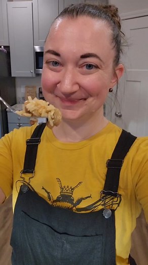 2.4K views · 20 reactions | ✨ Dollar Store Dinners never looked this good! Melissa is showing us how to whip up Fried Rice with just 5 ingredients under $10. 凌 The secret? Day-old rice for that perfect stir fry texture. ‍ Try it out and let us know how yours turned out in the comments! | Budget Bytes | Facebook