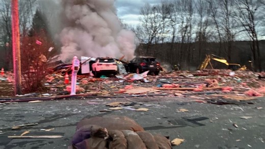 Propane gas leak suspected in Oakland house explosion; one man seriously injured