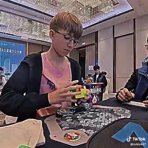 PLL H Perm on Rubik's Cube: Efficient PLL_H Perm Algorithm