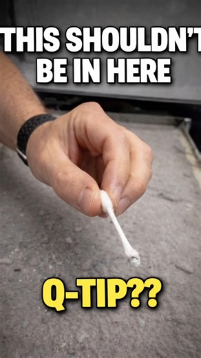 This Shouldn't Be Here. #lint #laundromat #satisfying #laundry #asmr #qtip