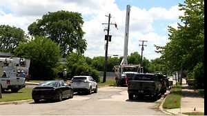 DTE contractor dies after being electrocuted by live wire in Detroit