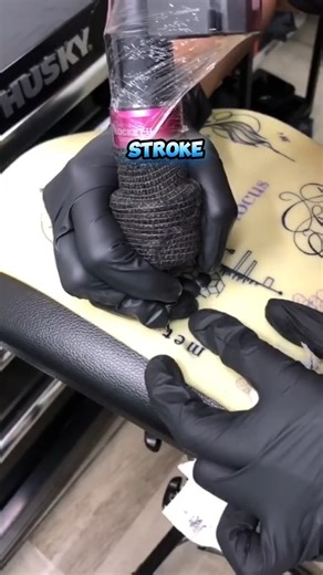 🔥 Comenta “QUIERO” y te compartiré tutoriales paso a paso para perfeccionar tu habilidad en el arte del tatuaje y destacar como tatuador/a 🎨 🔥 @aprende.tatu #tattoo #tattoos #art #tattooing #tattooshop | Aprende Tatu