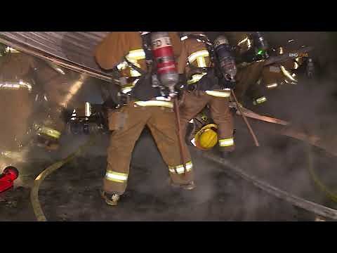 Raw Video: Firefighters Struck and Facade Collapse at Crenshaw Boulevard Fire | January 20, 2021