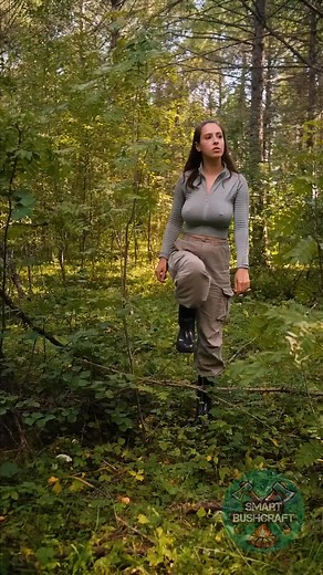 I Survived 24 Hours In These Destroyed Boots 😱 | Smart Bush Craft