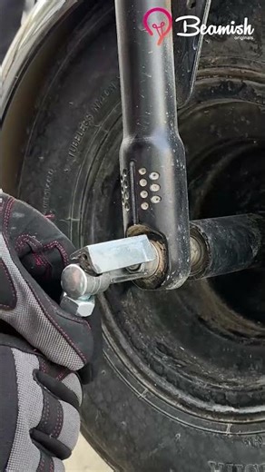 DIY Bolt Remover Tool #diy #bolt #remove #tooltrick