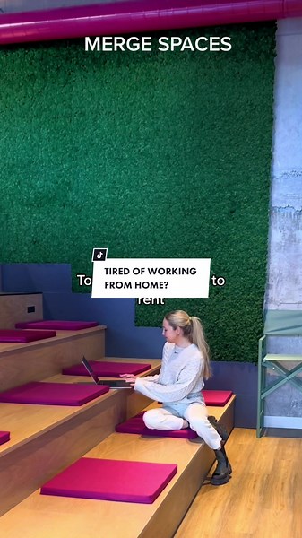 We just found the best new co working space that is perfect for creatives, businesses and any entrepreneur. Featuring 12 gorgeous murals and tons of work / entertainment space, @mergespaces has you covered and is located just outside of the GTA. Check them out at www.mergespaces.com and come work with me 💫 #coworking #creativespace #entrepreneurtips #workspace #productivityhack