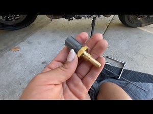 Gsxr cooling temperature sensor
