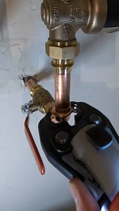 304K views · 3K reactions | PRV and gate valve replacement  Removing the failed water pressure reducing valve and installing a new double union PRV with 1/4 turn ball valve. Working with copper pipe here #diy #asmr #fyp #reels #homerepair #plumbingrepair #foryou #plomero #handyman | The Plumberlorian | Facebook