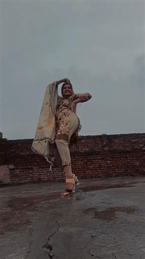 hi my dear friend follow me #dance #latestpunjabsong #punjabimusic #love #punjabifolkmusic #bhangr