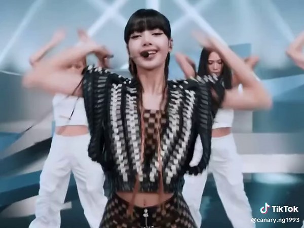 LISA Rockstar Special Stage | LLOUD Performance & Dance