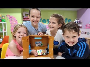 WHAT'S IN THE BOX CHALLENGE - Toy Cafe Version