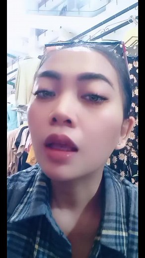 Exploring Fashion Insights Inside a Shopping Mall