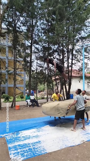 94K views · 789 reactions | Ordinary people, extraordinary skills! | People Are Awesome | Facebook