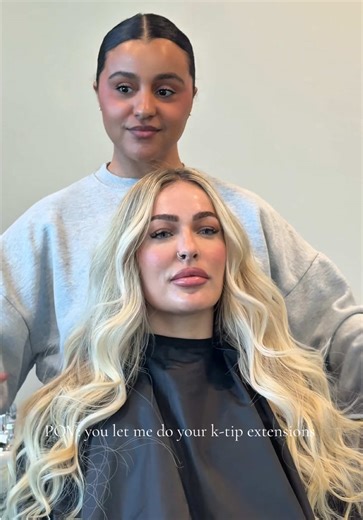 Take this as your sign to book a new look for the new year 🤎 Get the look: • Full K-Tip Install • 22” Slavic K-Tip extensions • Blonde refresh #lasvegasextensions #lvhairstylist #ktips