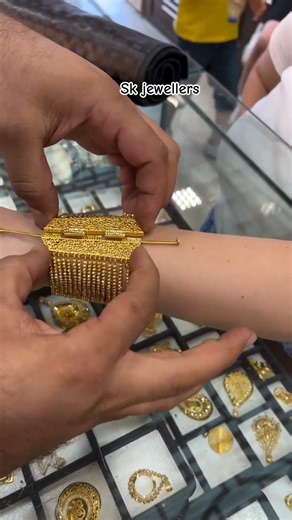 22K Gold Bangles | Arabic Luxury & Turkish Elegance #altıntakı #gold #goldjewellery