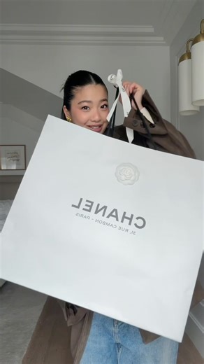 steph hui | @chanelofficial HAUL! europe fuels my shopping addiction 🫢 | Instagram