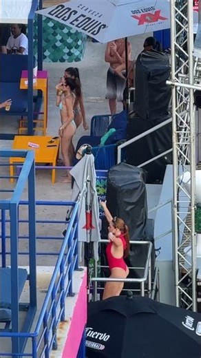 🇲🇽 Cancun Beach Walk | Mexico #shorts