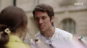 Emily auch einfach in ihrer Brat Summer Era. Emily In Paris, Staffel 4 - Teil 1, ab 15. August. Teil 2, ab 12. September. | Netflix