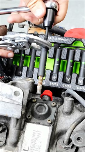 1.8M views · 12K reactions | This is our GripEdge G-FORS Socket Extractor deep version. It is a straight-cut, non-tapered design that gives you bi-directional control to tighten and loosen. It also has our G-FORS (GripEdge-Foreign Object Removal System) with our removal rod to push the fastener right out of the extractor. They come in 1/4" Drive, 3/8" Drive, and 1/4" Drive sizes. #mechanictools #enginerepair #dieselmechanic #exhaustmanifold #gripedge | GripEdge Tools | Facebook