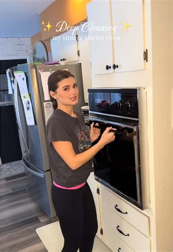 Deep Cleaning My Vintage Oven: Cleaning Motivation