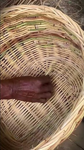 Kerajinan Rotan ~ Dari Bahan Biasa Jadi Keranjang Unik